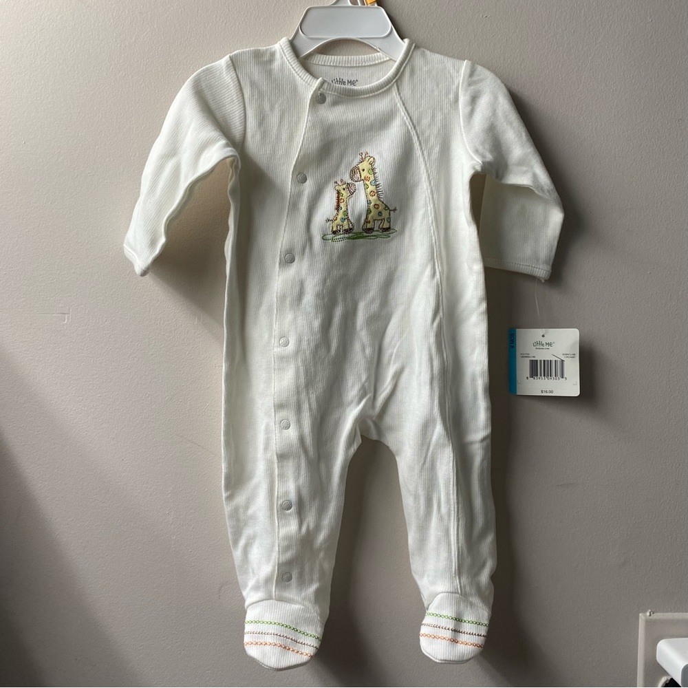 Little Me one piece ribbed cotton with giraffe print size 6M NEW